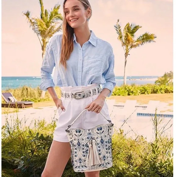 Patricia Nash Italian Folklore Leather Crossbody Bag - Picture 2 of 4